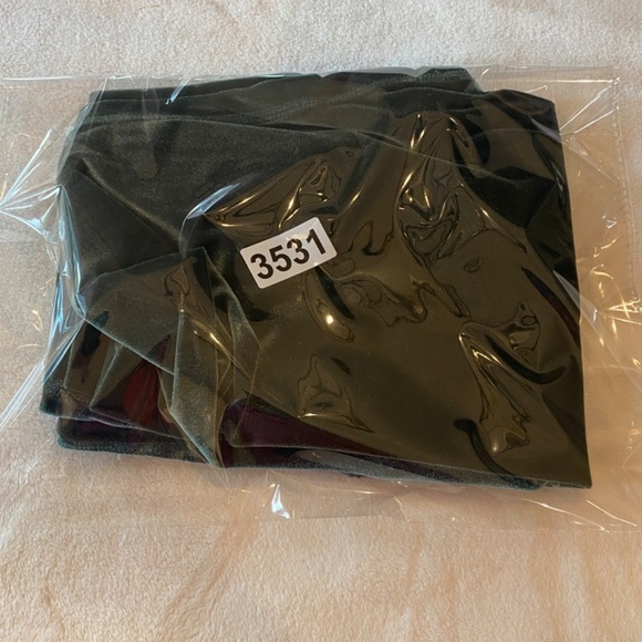 Beyond Yoga Velvet Velour Motion High Waisted Midi Legging 33531 - Picture 16 of 16